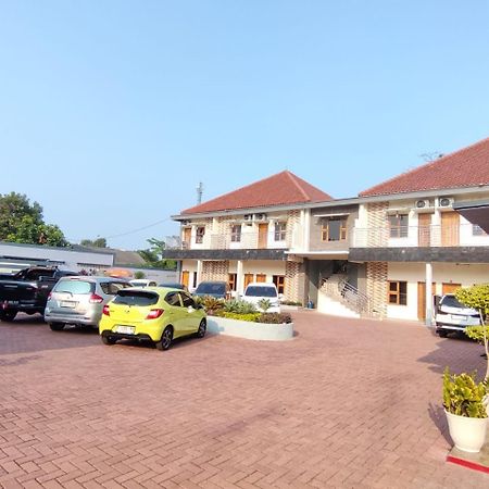 Hotel Cibening Purwakarta Exterior foto