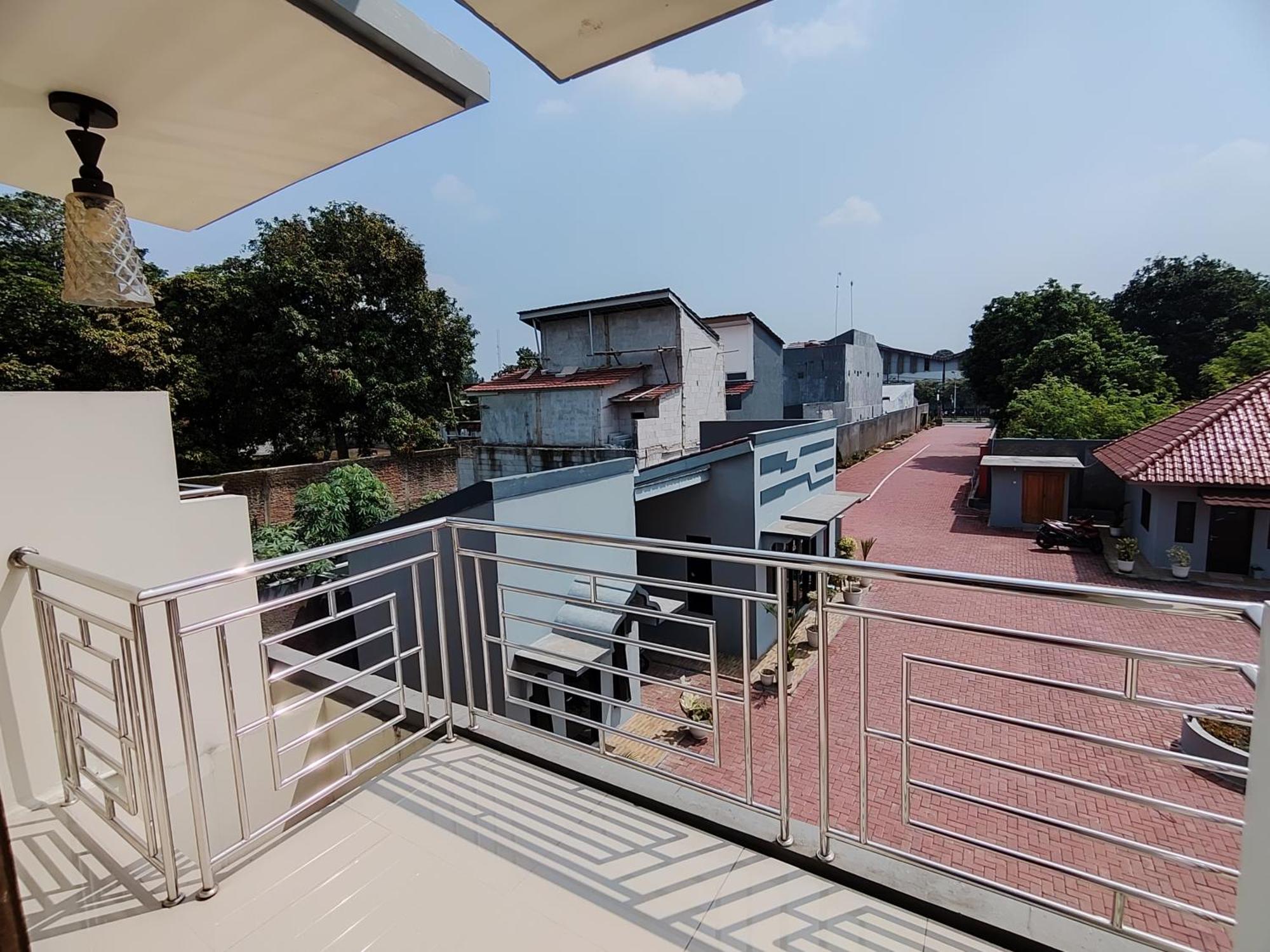 Hotel Cibening Purwakarta Exterior foto