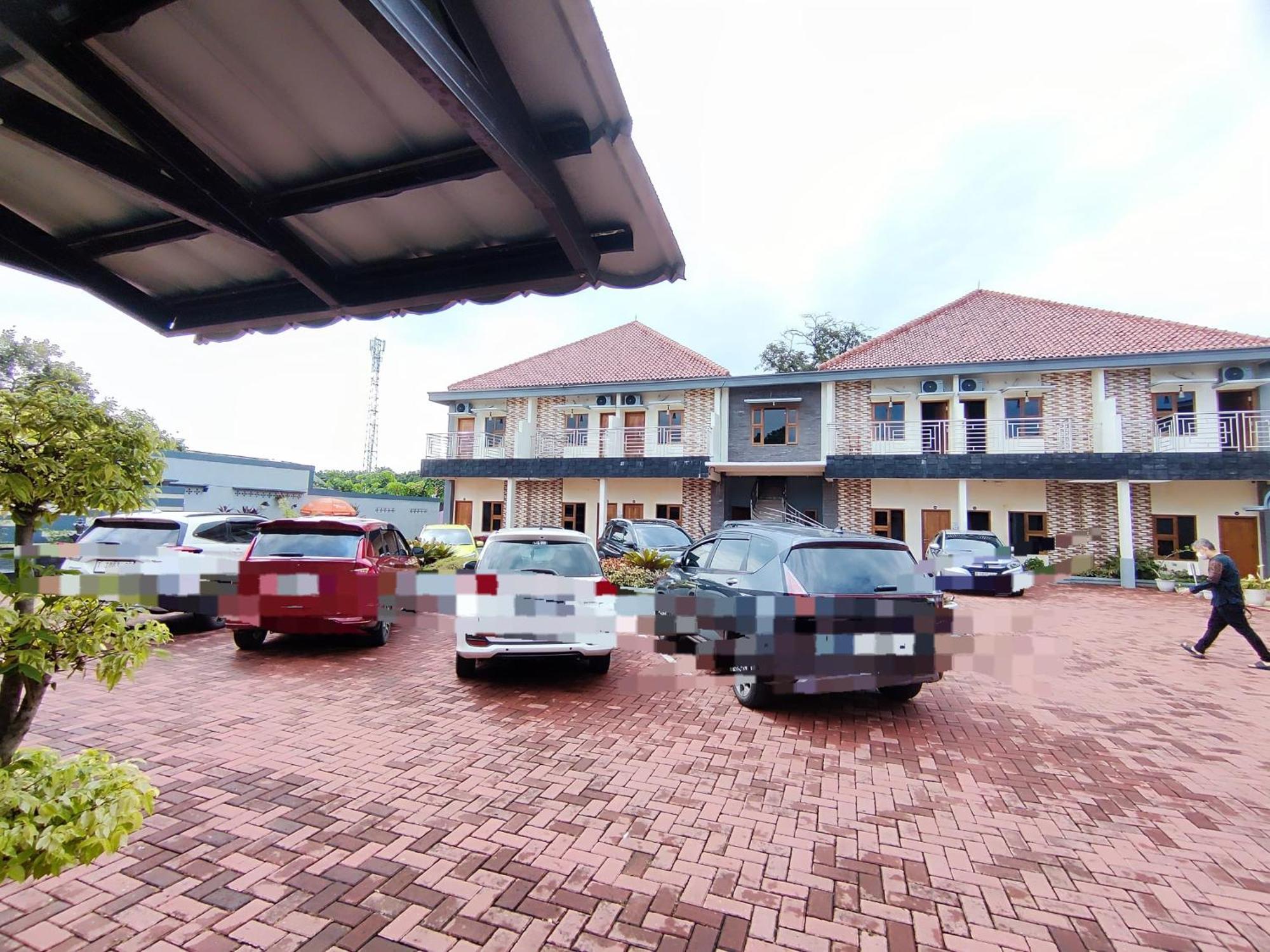Hotel Cibening Purwakarta Exterior foto