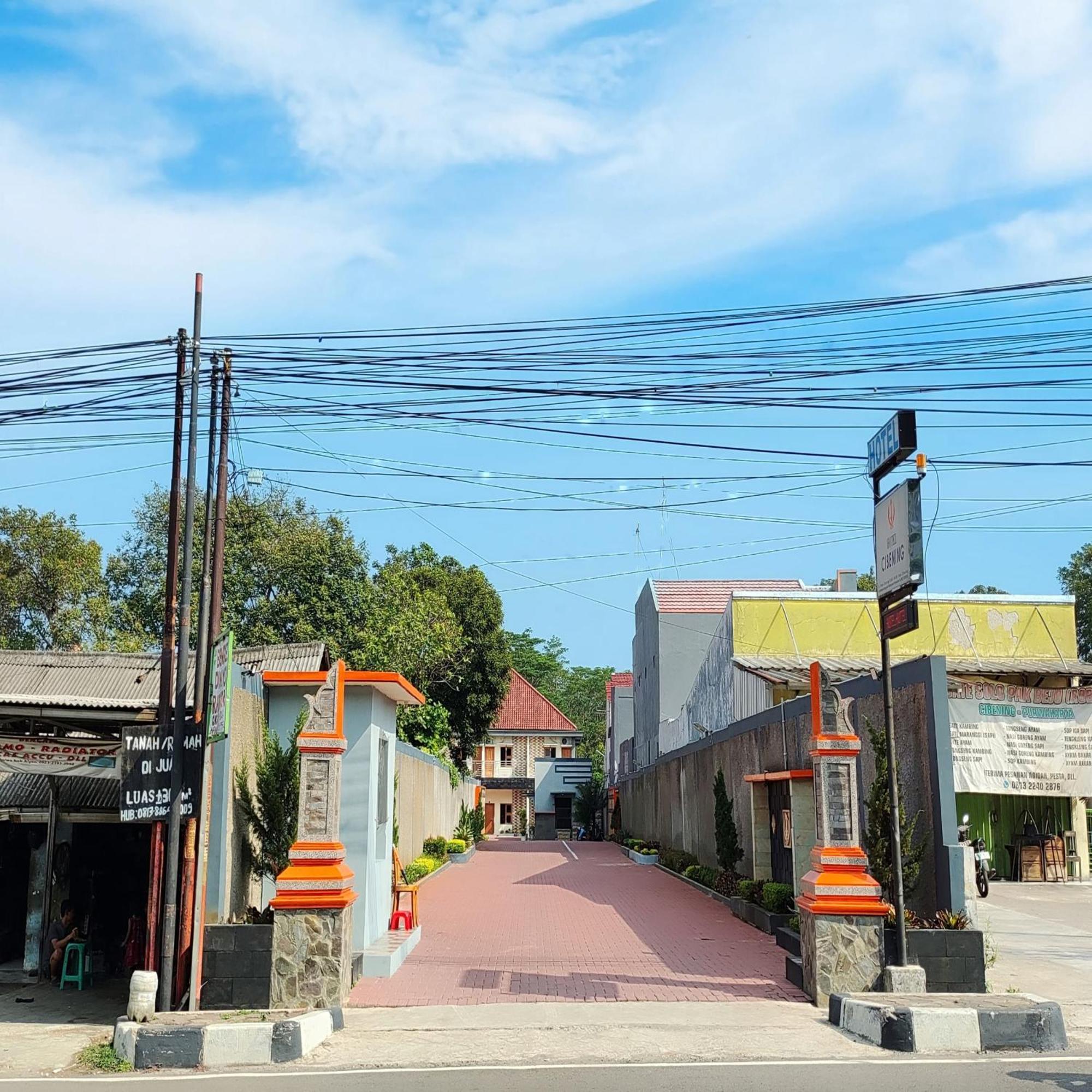 Hotel Cibening Purwakarta Exterior foto